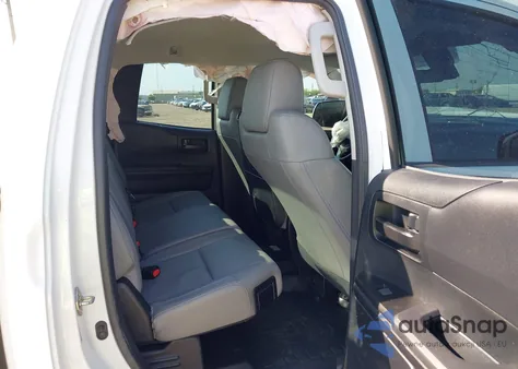 2018 Toyota Tundra Sr 4.6L V8 из США, поврежденный, VIN 5TFRM5F15JX132169